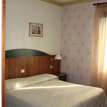 فندق Da Renzo تريفيزو