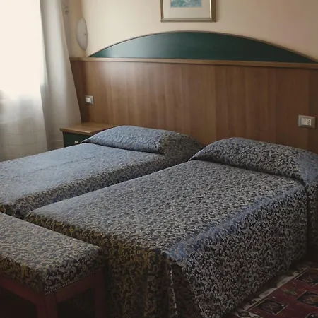 Da Renzo فندق تريفيزو